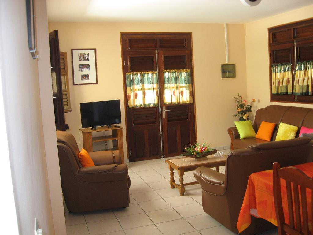 Cap Soleil Villa Sainte-Anne Exterior photo